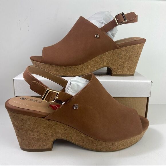 Giani Bernini- Celinaa Slingback Platform Sandals - Picture 3 of 10